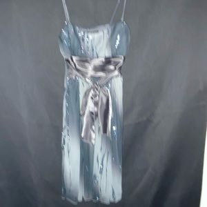 Such a beautiful holiday celebration mini dress the colors are amazing